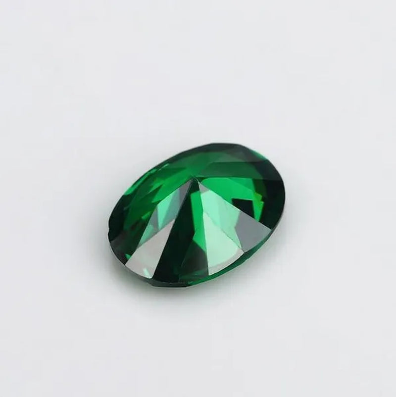 6.00 Cts Natural Gemstone Green Emerald 9x11mm Oval Cut Sri-Lanka VVS Gemstone