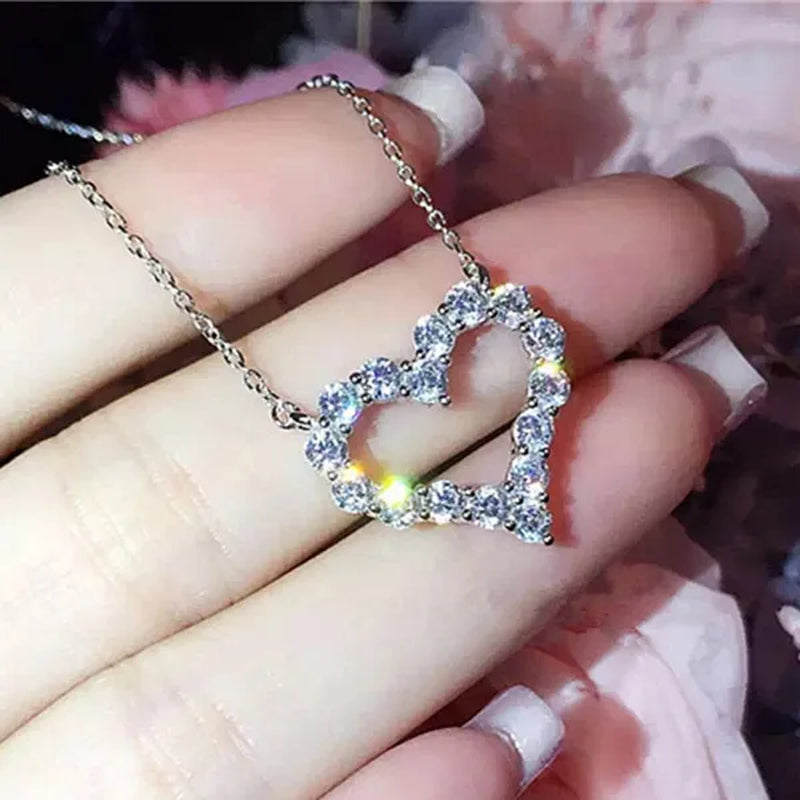 925 Silver Diamond Heart Shaped Pendant Necklace