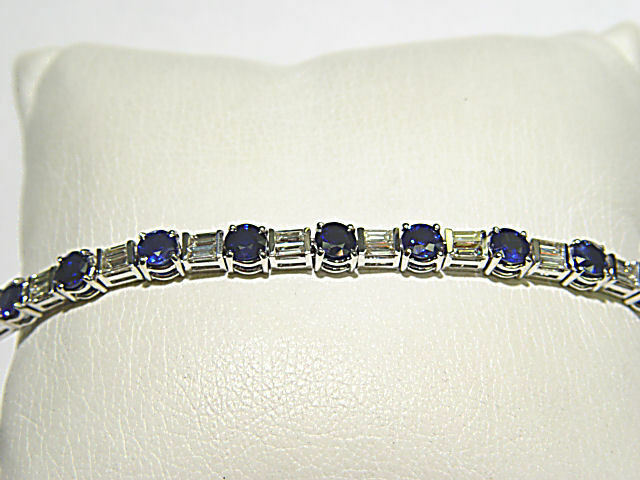 SAPPHIRE 17 STONE ROUND SHAPE DIAMOND 34 STONE BAGUETTUE