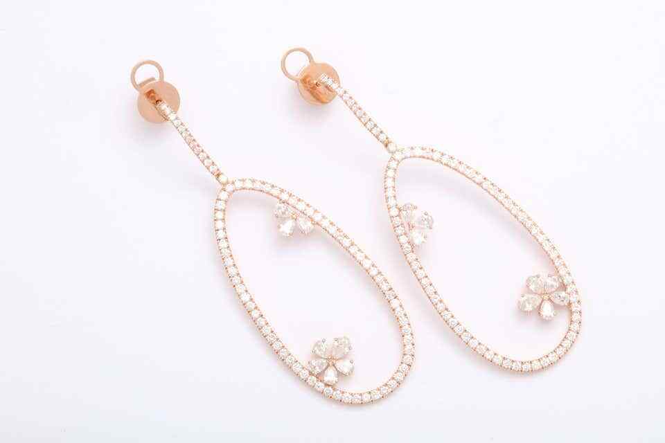 Diamond Dangle Earring with Flowers Rose Gold