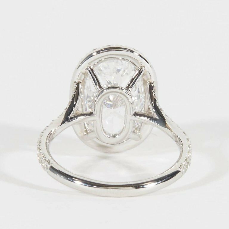 Oval Diamond 4.57 ct Engagement Ring GIA Certified