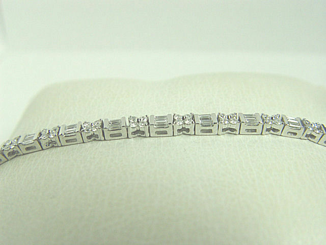 DIAMOND ROUND BR SHAPE PRONG SET 88 STONE BAGUETTE SHAPE