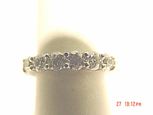DIAMOND ROUND BRILLIANT SHAPE ETERNITY BAND 17 STONE 29 POINTER EACH STONE