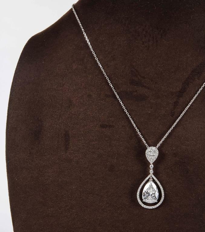 GIA CERTIFIED PEAR SHAPE F COLOR SI2 CLARITY PENDANT 5.12 CT SET .75 CT DIAMOND