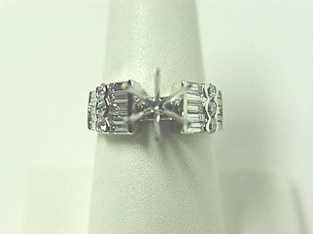DIAMOND ROUND BR SHAPE 6 STONE BAGUETTE SHAPE 20 STONE