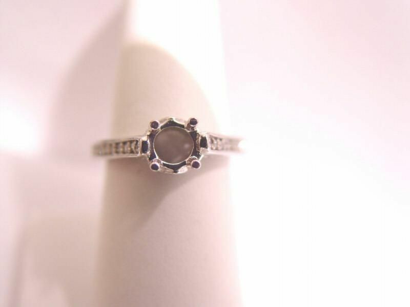 ANTIQUE STYLE SETTING ROUND BRILLIANT SIDE FRONT AND BACK