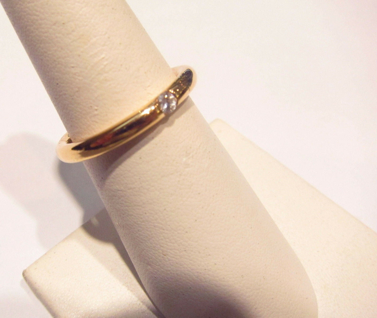 DIAMOND ROUND BRILLIANT SOLITAIRE BAND