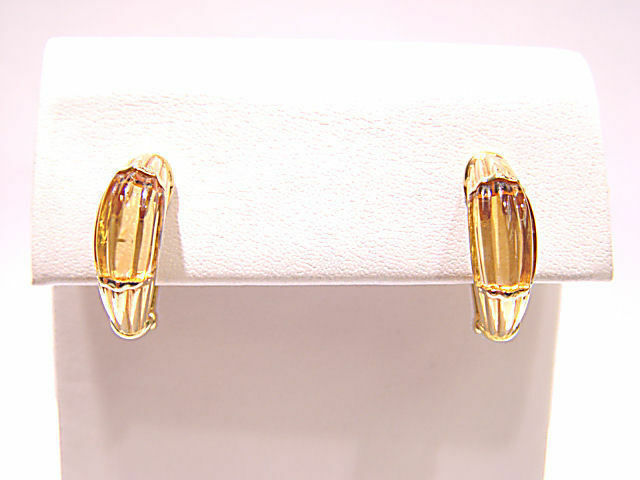 2 CITRINE SHAPE FLUTED SHAPE SET IN YELLOW GOLD HUGGY