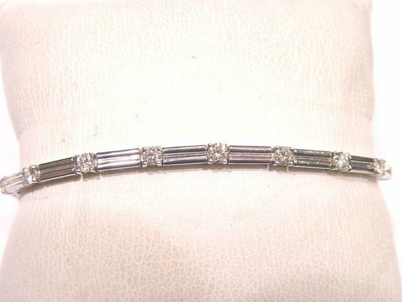 3.33 CT 14 STONE 23 POINTER ROUND BRILLIANT CUT DIAMOND