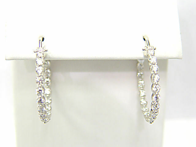 DIAMOND 38 ROUND BRILLIANT SH INSIDE OUTSIDE SET DIAMO