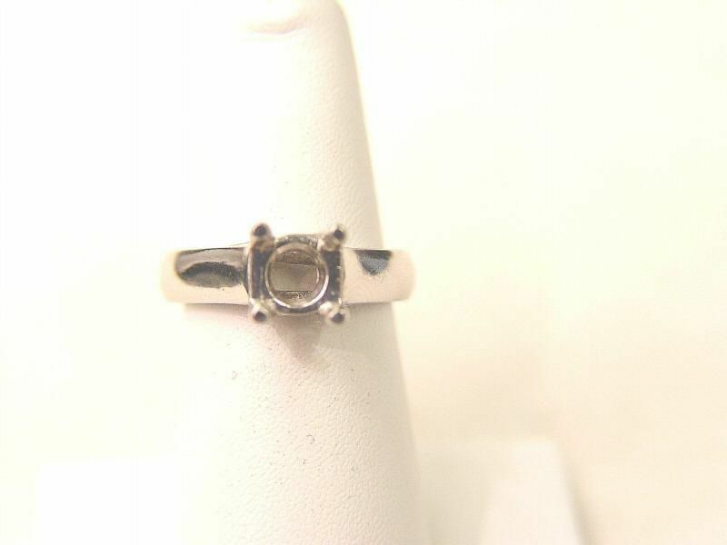 HAND CRAFTED PLAIN POLISH LUCIDA STYLE SETTING PLATINUM