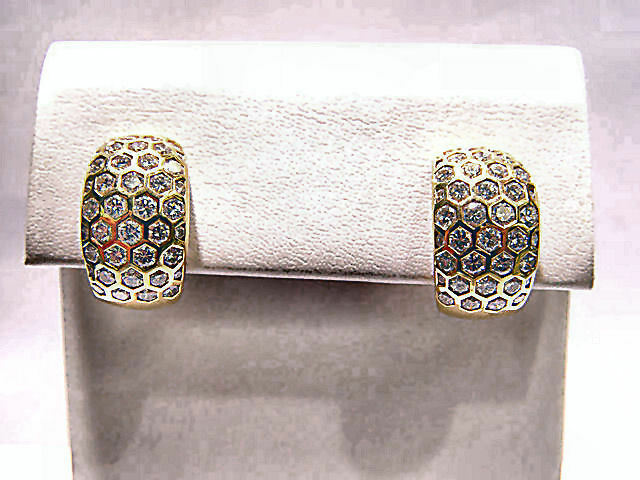 ROUND BRILLIANT CUT BEZEL SET DIAMOND HUGGY EARRING
