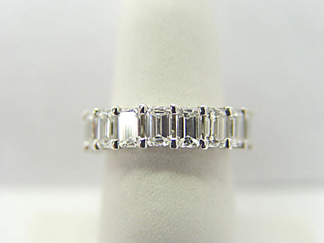 DIAMOND 19 STONE EMERALD SHAPE ETERNITY SET BAND U BASKET ETERNITY DIAMOND BAND