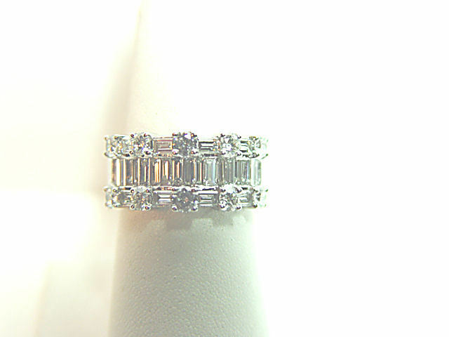 DIAMOND ROUND BR SHAPE 10 STONE BAGUETTE 24 STONE BAND