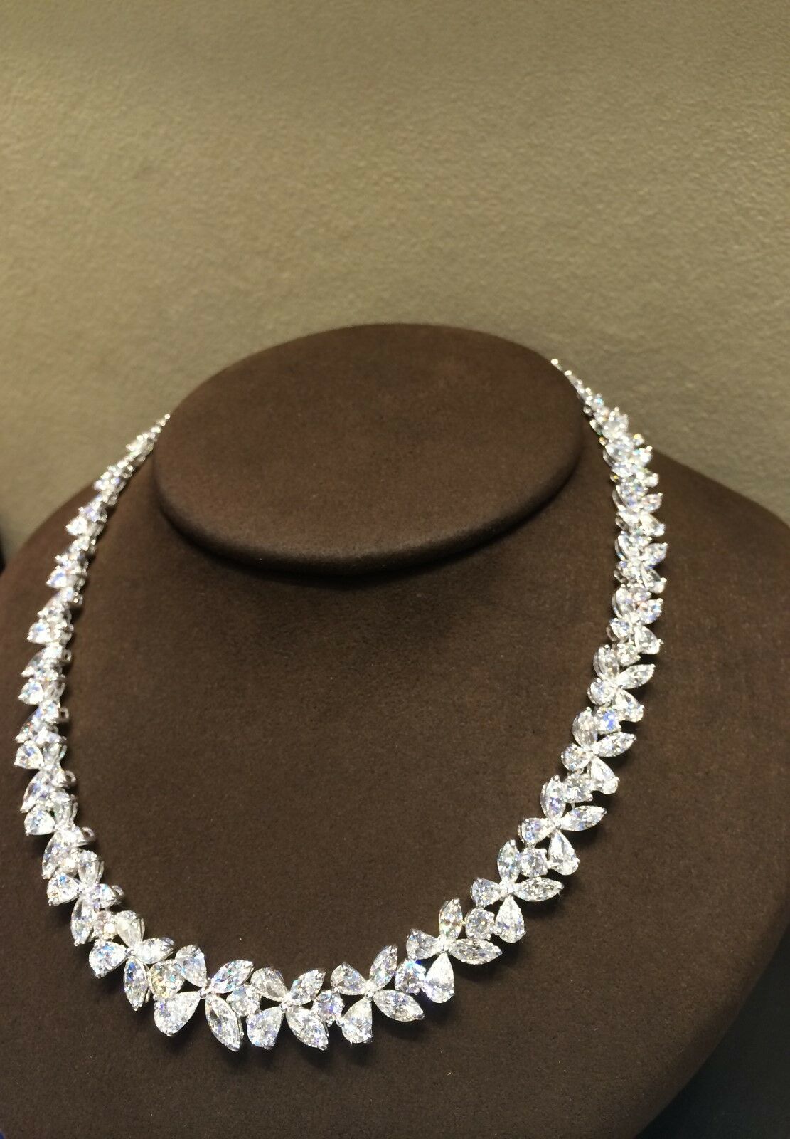 DIAMOND NECKLACE 35 ROUND 70 PEAR 70 MARQUISE SHAPE DIAMOND CHOKER SET NECKLACE