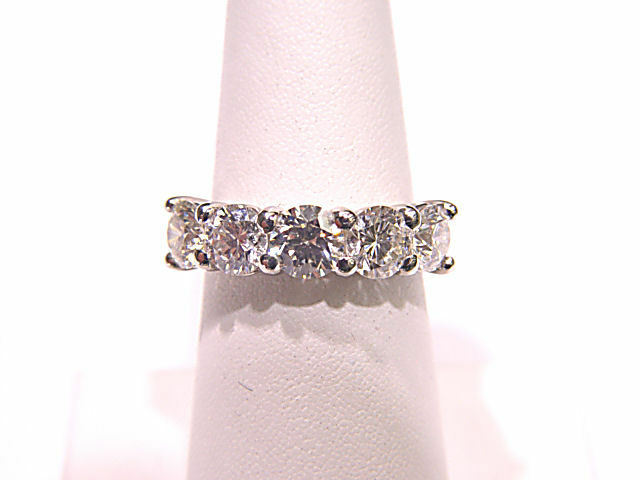 5 STONE 56 POINTERS ROUND BRILLIANT 2.82 CT DIAMOND BAND COMMON PRONG PLATINUM