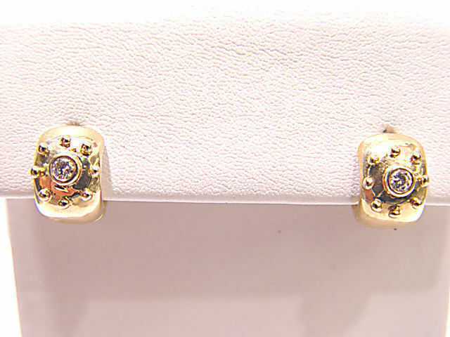 2 TOTAL ROUND BRILLIANT CUT DIAMONDS 1 ON EACH SET