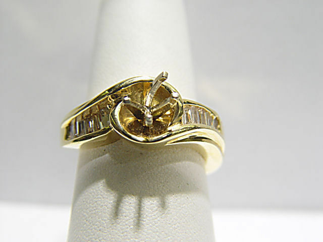 DIAMOND BAGUETTE SHAPE CHANNEL SET SETTING 4 PRONG SET
