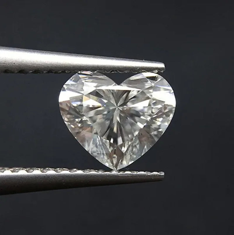 Natural Diamonds D Color Real Heart Cut Loose VVS1 Excellent Clarity Natual Diamonds with GRA Certificate Report and Card 1.0 Carat/ 2.0 Carat /3.0 Carat/4.0 Carat/5.0 Carat