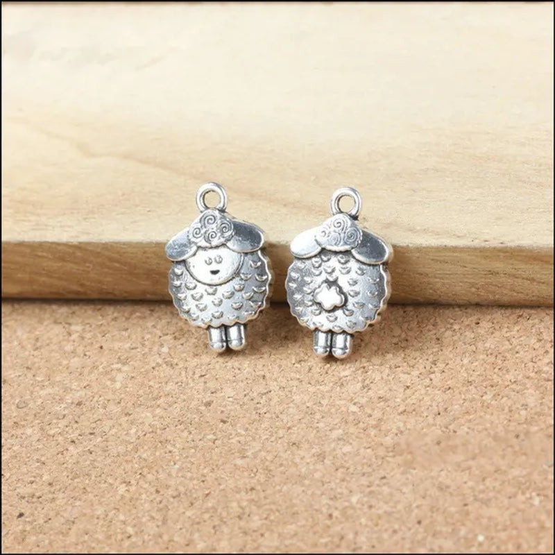Wholesale Ancient Silver Cute Little Sheep Pendant Alloy DIY Fashion Charm Bracelet Necklace Jewelry Accessories 20 Pcs