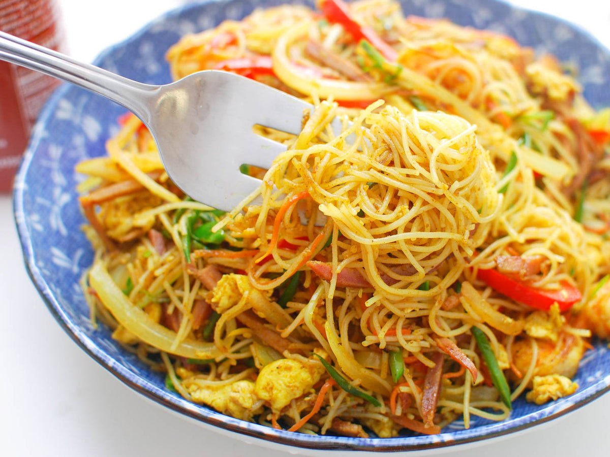 Kong Moon Mei Fun Rice Stick Noodles Rice Vermicelli Net WT: 14Oz Pack Comes with Free Vipo Brand Fork and Spoon (4-Pack)