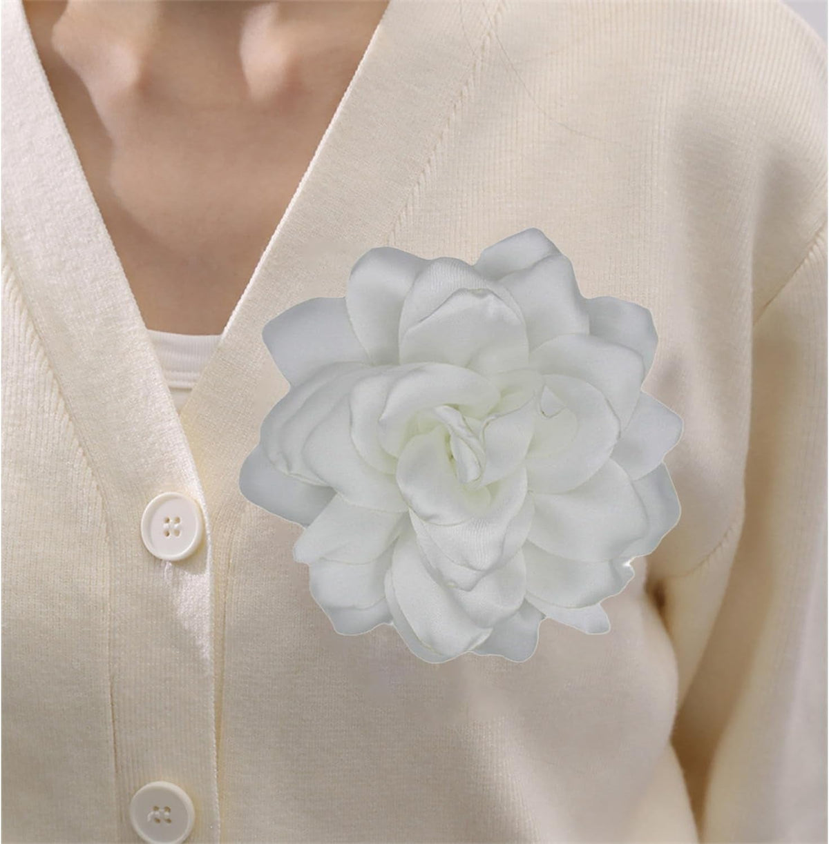 Flower Brooches for Women Satin Fabric Rose Flower Brooches Handmade Flower Brooches Pin for Wedding Party Dance Banquet Ceremony Versatile Floral Accessory for Clothing and Hairstyling Size:4.72In