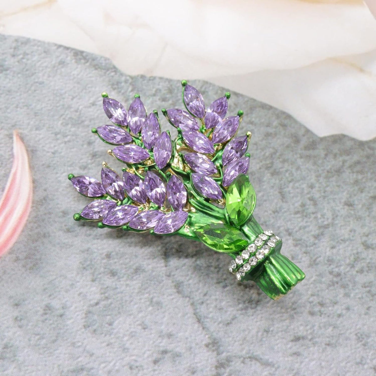 Lavender Flower Brooch Crystal Rhinestone Tulip Brooch Elegant Accessories Jewelry Women Brooches and Pins Fashion Jewelry Wedding Flowers Lapel Pin
