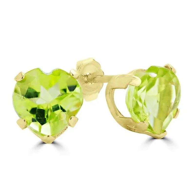 Majesty Diamonds MDR170001 1.1 CTW Heart Green Peridot Stud Earrings in 10K
