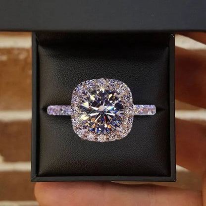 Simple and elegant ladies exquisite jewelry silver-plated 1ct round cut diamond ring princess proposal ring anniversary promise birthday gift ring (size 5-12)