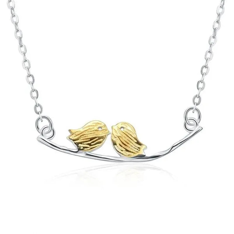 Majesty Diamonds MDS170384 Bird Fancy Pendant Necklace in .925 Sterling Silver
