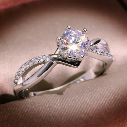 Six-Pronged Colorless Moissanite Infinity Engagement Ring In Infinity Ring Diamond Infinity Wedding Band  Infinity Ring Diamond Twist Ring Half-Way Infinity Ring Engagement Ring Anniversary Ring Rings for Women Fashion Jewelry
