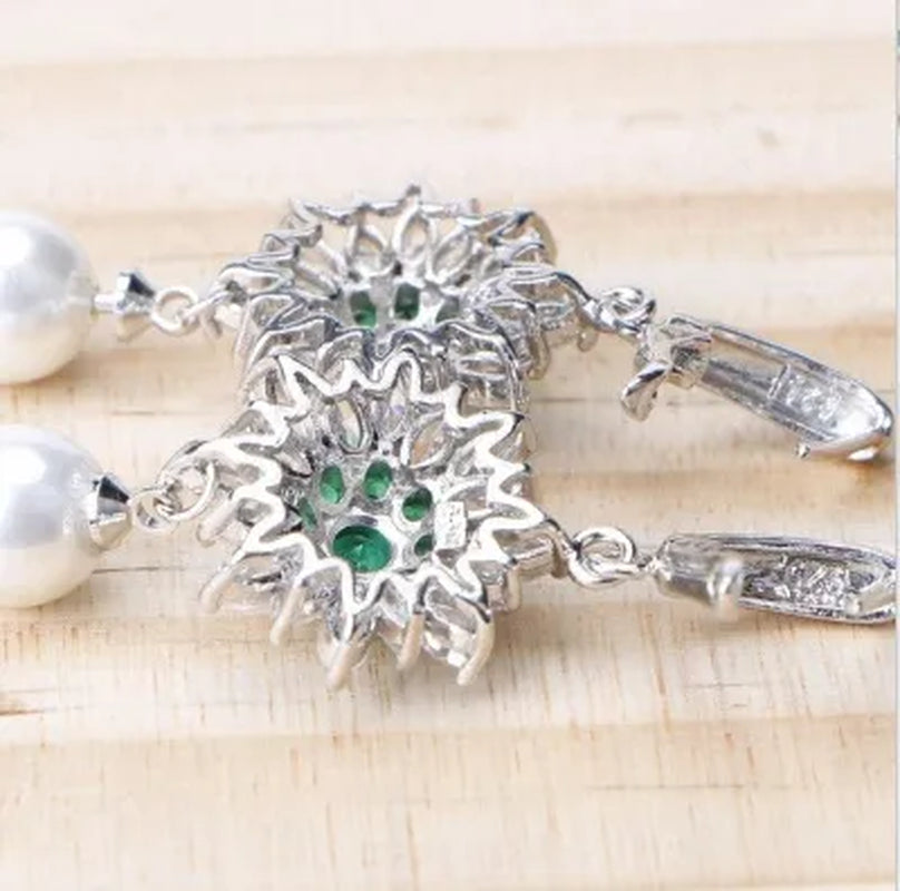 Elegant Lady Ring Earrings Bracelet Necklace 925 Silver Jewelry Set Exquisite Flower Shaped Green Gem White Diamond Pearl Party Jewelry Wedding Engagement Set Jewelry Anniversary Gift Ring Size 5-11