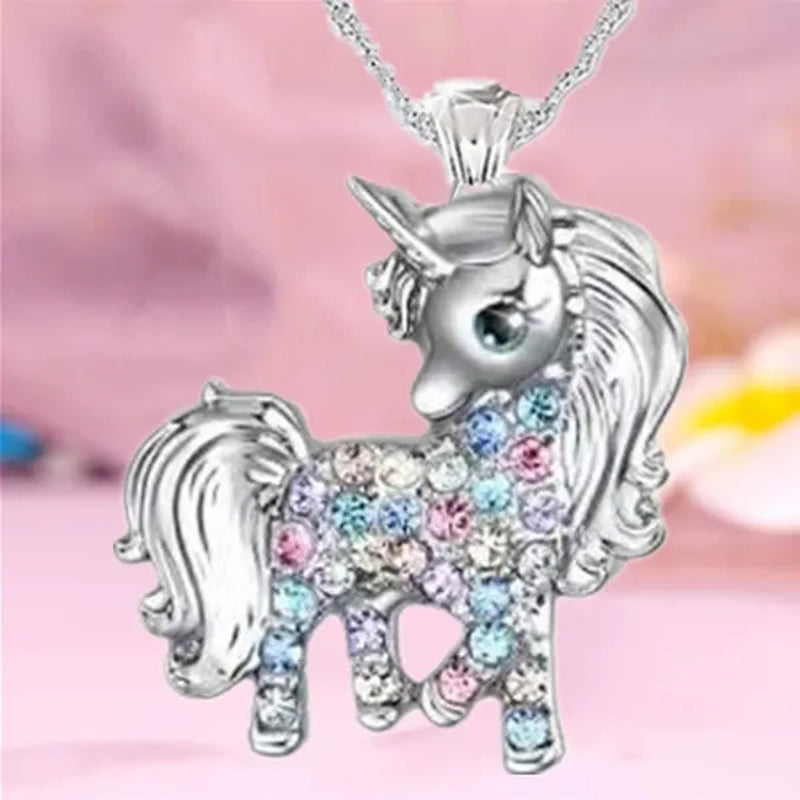 Exquisite Fashion Personality Women's Unicorn Jewelry Accessories  Necklace Zircon Necklace Couple Jewelry Accessories Lovely and Elegant Unicorn Animal Pendant Birthday Wedding Valentine's Day Anniversary Gift