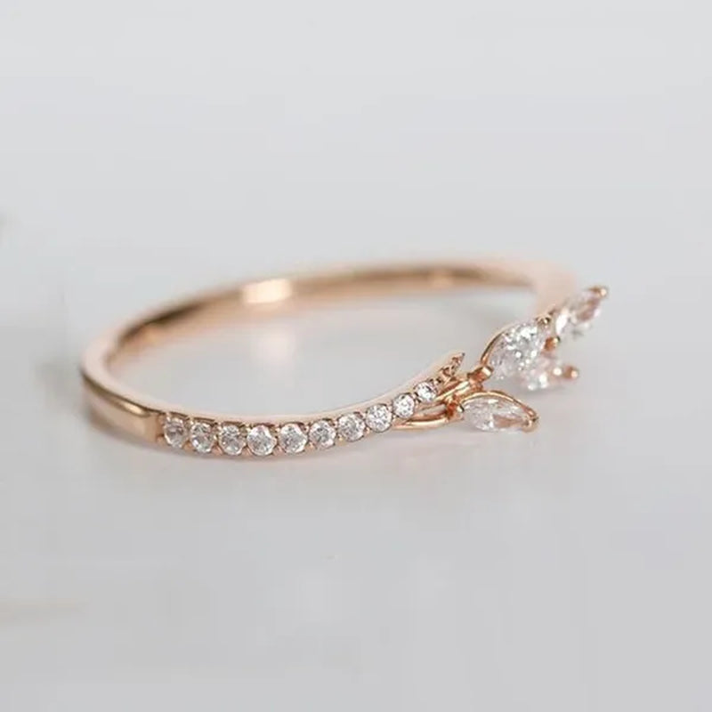 Women Glamorous 18k Gold plated  Ring Eternity Wedding Band  Leaf Diamond Jewelry Proposal Anniversary Gift Engagement Rings