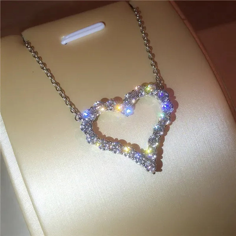 925 Silver Diamond Heart Shaped Pendant Necklace