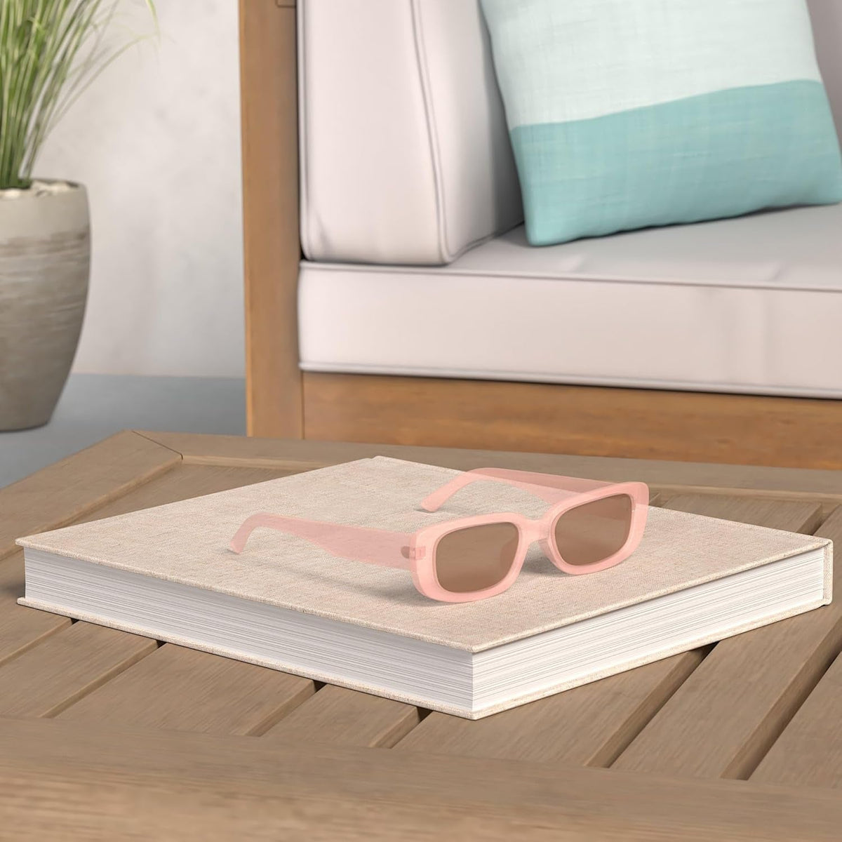 Retro Rectangle Sunglasses Women and Men Vintage Small Square Sun Glasses UV Protection Glasse