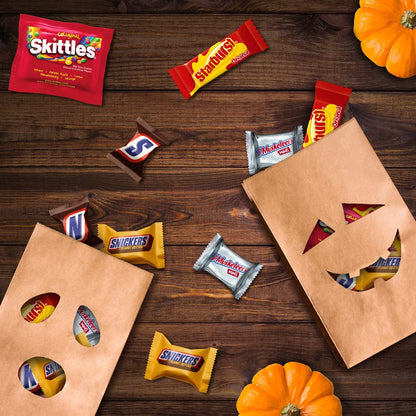 SNICKERS Chocolate Candy, SKITTLES Original Chewy Candy, STARBURST Original Chewy Candy & 3 MUSKETEERS Assorted Bulk Candy Variety Pack, 80.36 Oz Bag