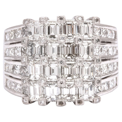 https://a.1stdibscdn.com/wide-emerald-and-princess-cut-diamond-ring-for-sale/1121189/j_106180621674906189909/10618062_datamatics.jpg