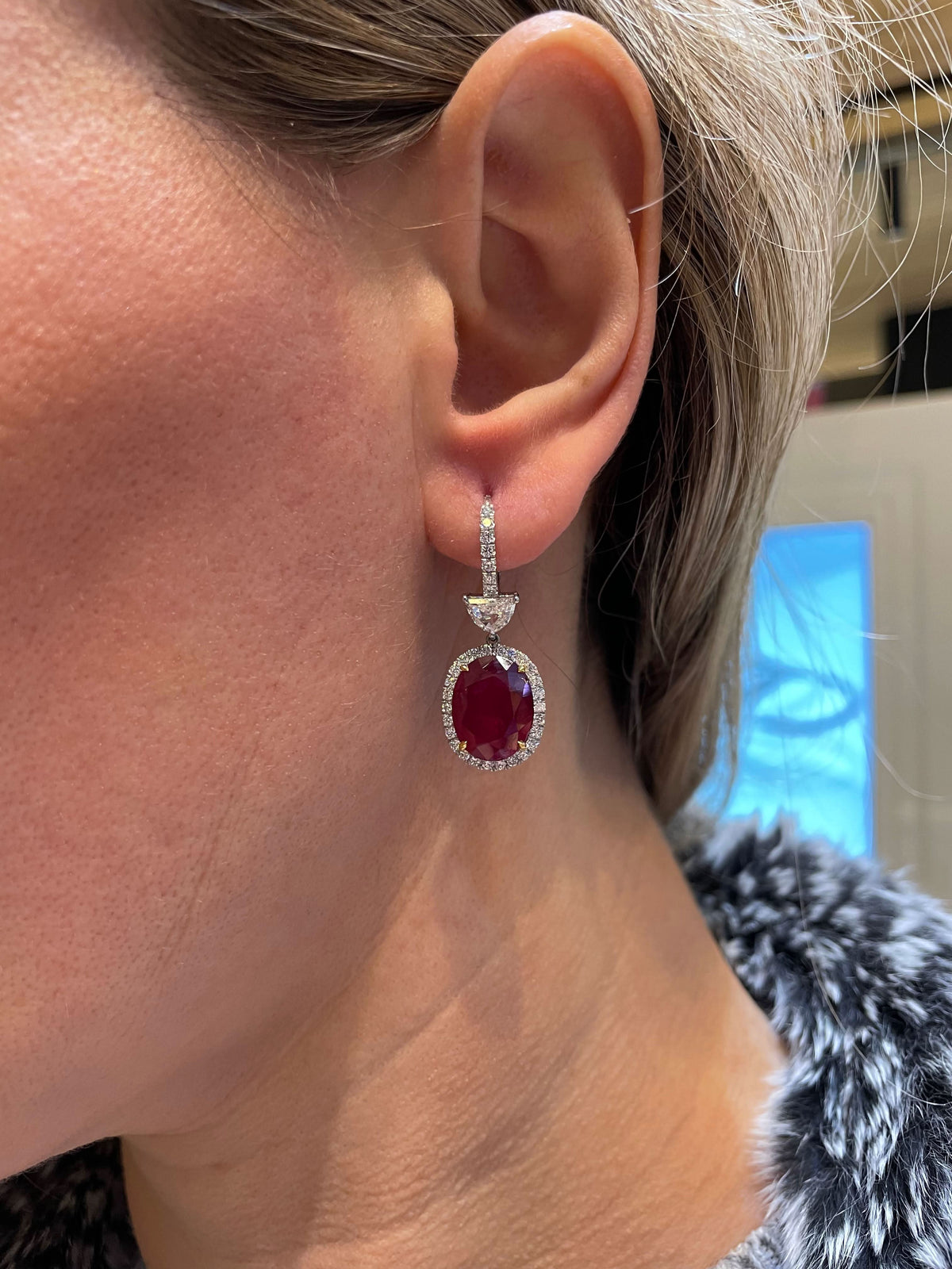 https://a.1stdibscdn.com/ruby-and-diamond-drop-dangle-earrings-for-sale-picture-7/j_415/j_180650721672242453895/6R1A5335_master.jpg