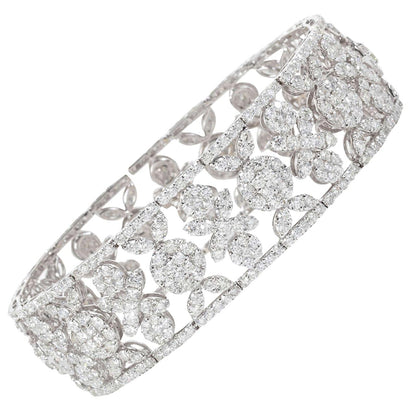 https://a.1stdibscdn.com/wide-diamond-bracelet-for-sale/1121189/j_111583621608884434115/11158362_master.jpg
