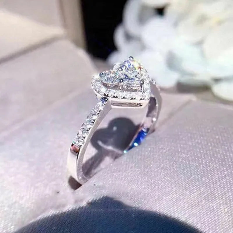Silver Heart Shaped Gemstone Diamond Ring Sapphire Wedding Rings for Women Fashion Stonego Jewelry Accessories