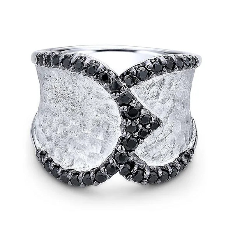 Women's classic creative black and white diamond ring ring 925 silver lady ring