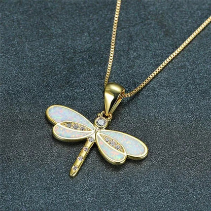 New Fashion White Imitation Opal Dragonfly Pendant Necklace Crystal Inlaid Gold Clavicle Chain Necklaces Jewelry