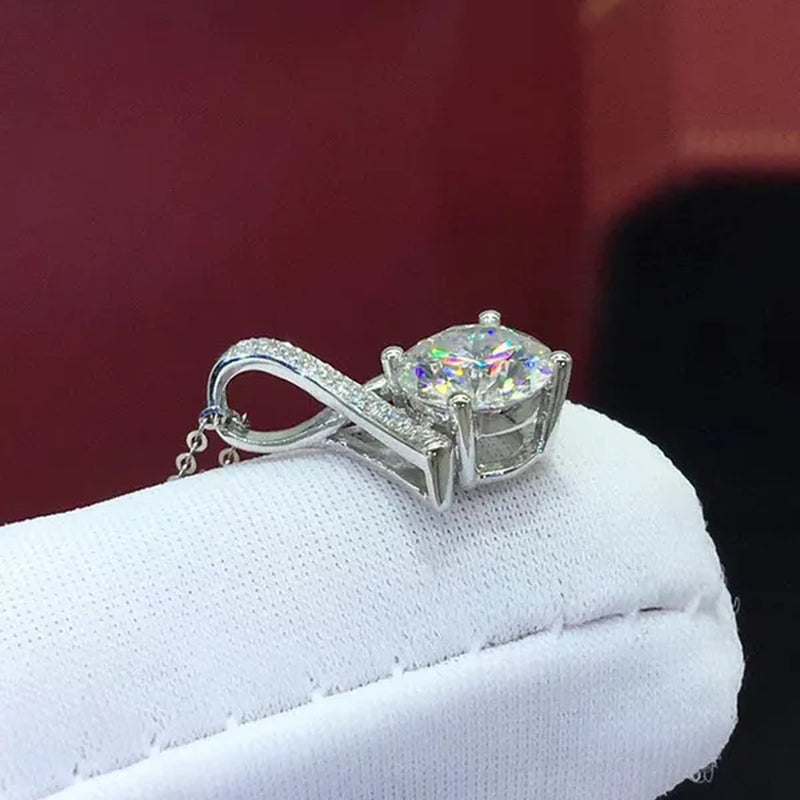 2.0 Ct Crystal Zircon Pendant Necklace for Women Plated Silver Elegant Bridal Wedding Clavicle Necklace Anniversary Gift