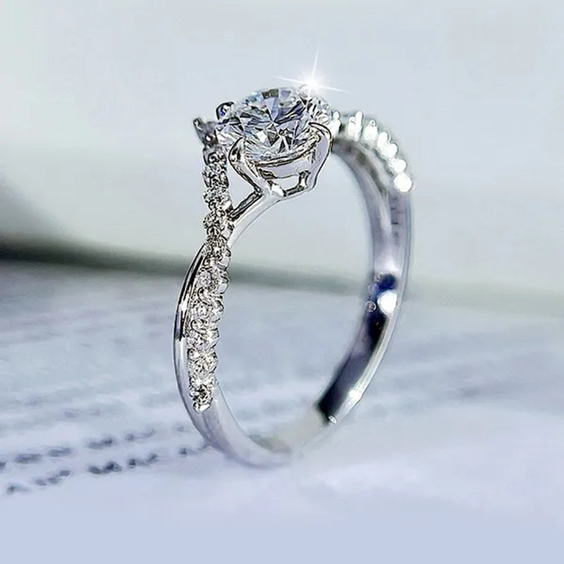 Luxury Bride Jewelry Trendy 925 Sterling Silver Criss Cross Ring White Sapphire Eternity Diamond Engagement Rings for Women Wedding Accessories Anniversary Party Gift