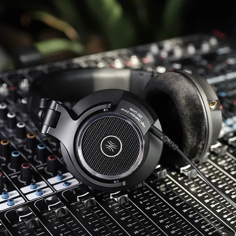 Oneodio Monitor 80 Open Back Headphones Wired Over Ear 250Ω Audiophile Headphones With Hi-Res Audio Professional Studio Headset
