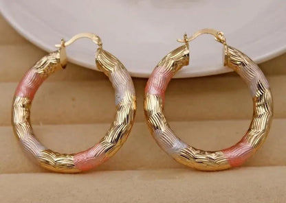 Vintage Geometric Hoop Earrings Gold Plated Earrings for Women Round Earrings Personality Spiral Stud Earrings Bride Wedding Engagement Anniversary Gift Jewelry