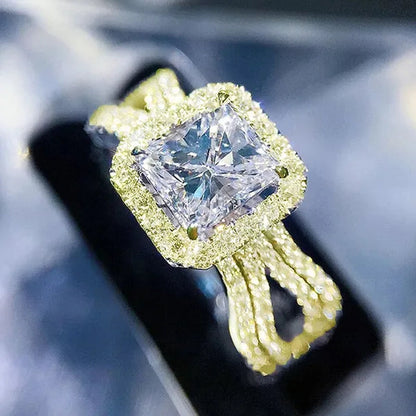 Luxury Female Cubic Zirconia Ring Elegant Bride Proposal Engagement Jewelry for Women Wedding Band Anniversary Gift Promise Rings