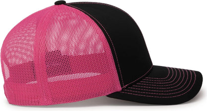 Snapback Trucker: Stylish Unisex Cap for All-Day Comfort