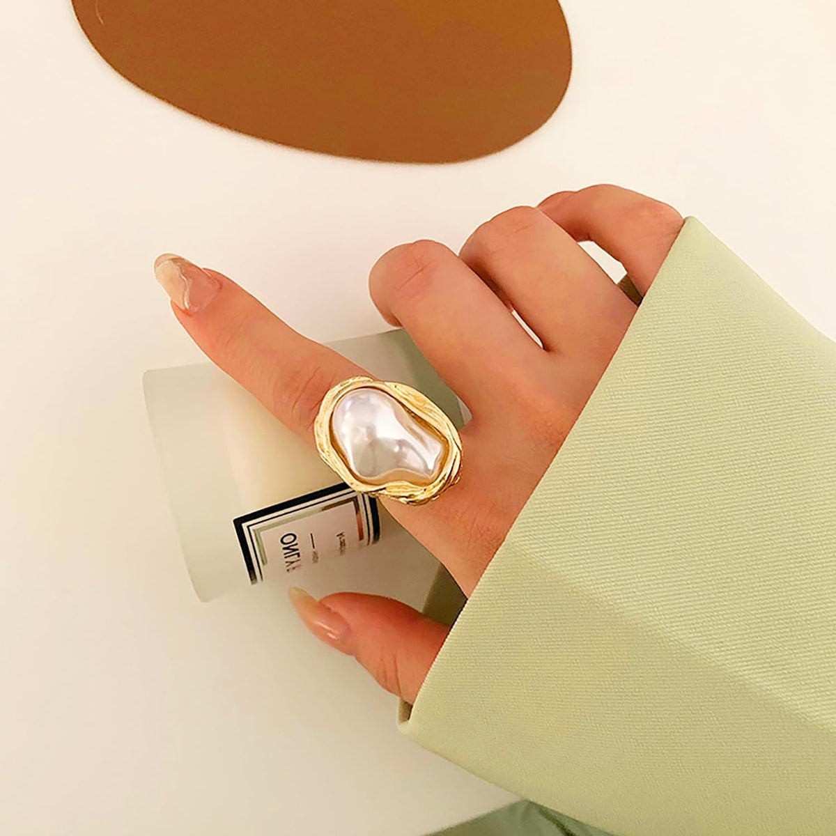Baroque Pearl Ring for Women - Adjustable Irregularity Statement Ring - Vintage White Big Faux Pearl Finger Ring - Fashion Wedding Jewelry